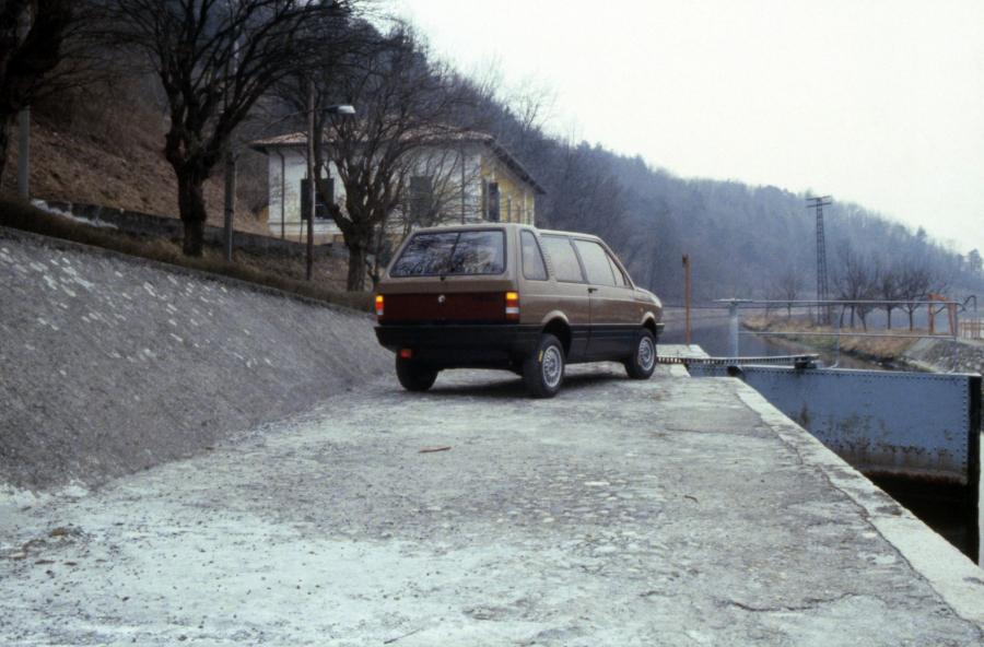  Alfa Romeo Z33 Free Time (905) 1984 года  (фото 13 из 13)